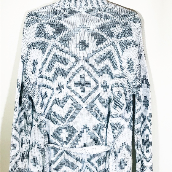 Charlotte Russe Duster Cardigan Aztec Black White - Picture 4 of 6